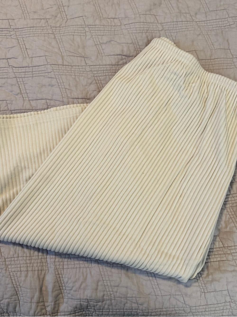 Nike Classic Cream Ribbed Midi Skirt